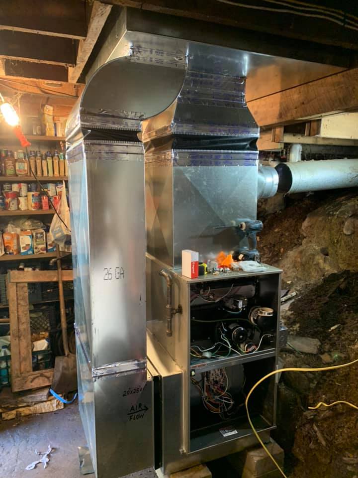 Basement furnace plenum